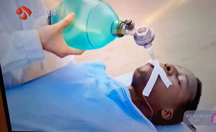 Cómo utilizar correctamente una bolsa Ambu para una administración fiable de oxígeno (Para adquisición de material médico y uso clínico)